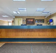 Econo Lodge Inn & Suites Triadelphia - Wheeling hotel detail image 3