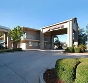 Econo Lodge Meridian South hotel detail image 5