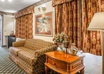 Howard Johnson by Wyndham Montpelier hotel thumbnail 4