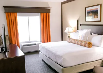 Clemson University's James F. Martin Inn hotel thumbnail 5