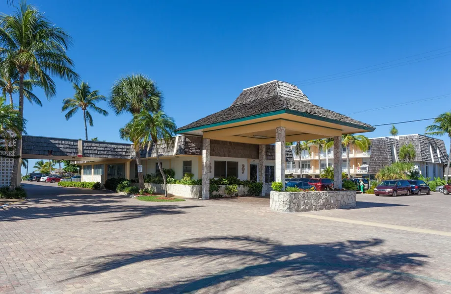 Outrigger Beach Resort hotel detail image 2