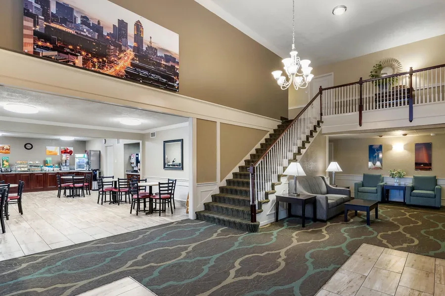 Quality Inn & Suites Des Moines - Merle Hay Road hotel detail image 6