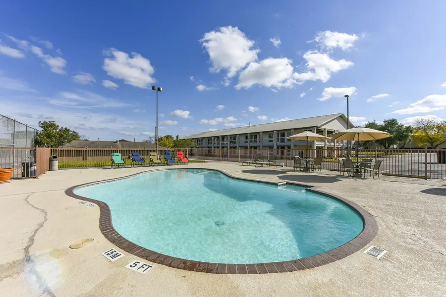 Windcrest Inn and Suites hotel detail image 2