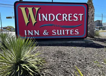 Windcrest Inn and Suites hotel thumbnail 6