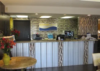 Riverside Suites hotel thumbnail 5