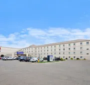 Sleep Inn & Suites Conference Center and Water Park hotel detail image 3