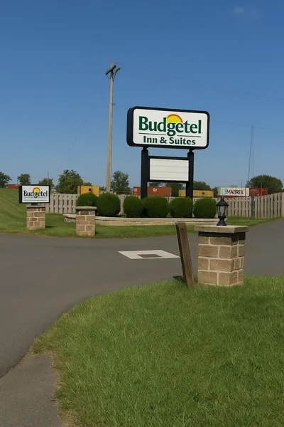 Budgetel Inn & Suites hotel detail image 2