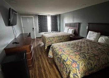 Budgetel Inn & Suites hotel thumbnail 8