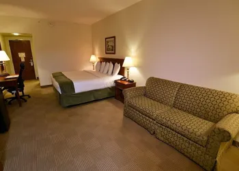 Chief Logan Lodge hotel thumbnail 6