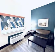 Baymont by Wyndham Ardmore I-35 hotel detail image 4