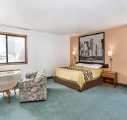 Super 8 by Wyndham Bourbonnais/Kankakee Area hotel detail image 4