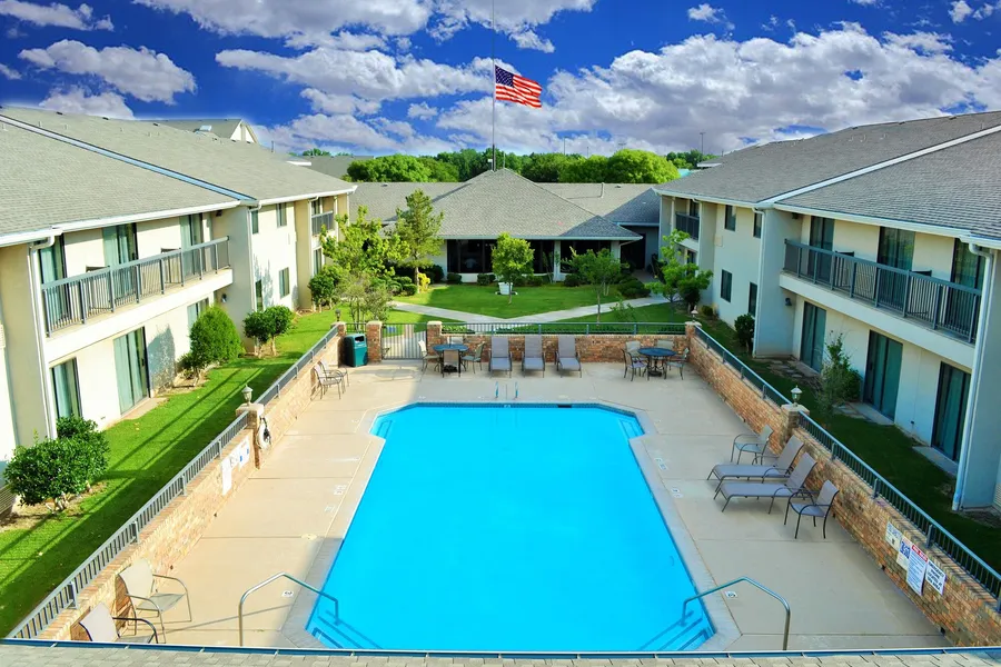 Ashmore Inn and Suites hotel detail image 2