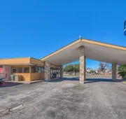 Americas Best Value Inn Uvalde hotel detail image 3