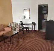 Americas Best Value Inn Romulus Detroit Airport hotel detail image 7