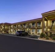 Quality Inn & Suites hotel detail image 5