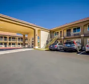 Quality Inn & Suites hotel detail image 7