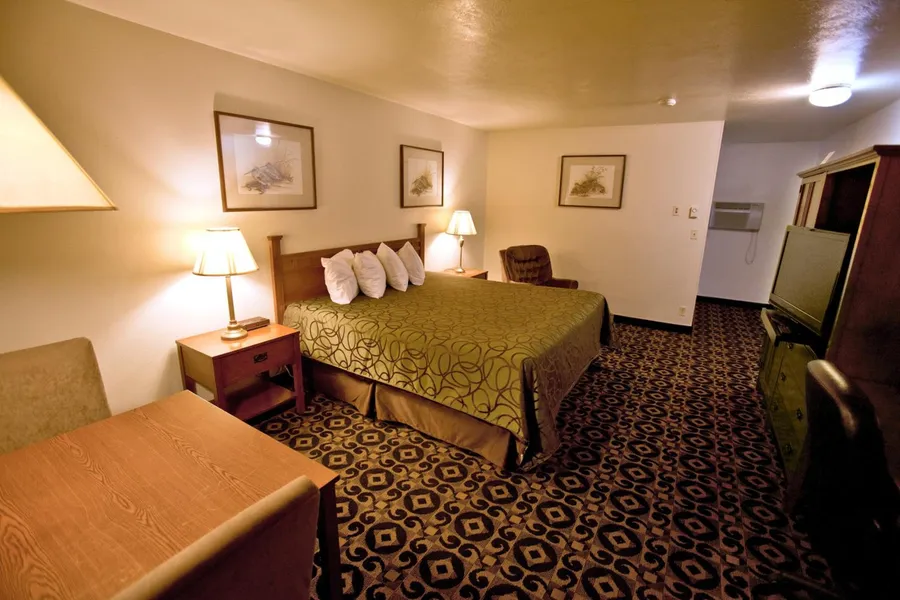 Americas Best Value Inn Roosevelt Ballard hotel detail image 6