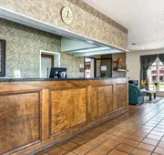 Americas Best Value Inn Paris hotel detail image 7