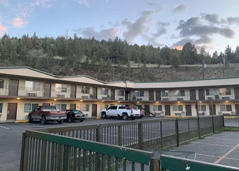 Sunset Inn John Day hotel thumbnail 4