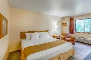 Rodeway Inn hotel thumbnail 2