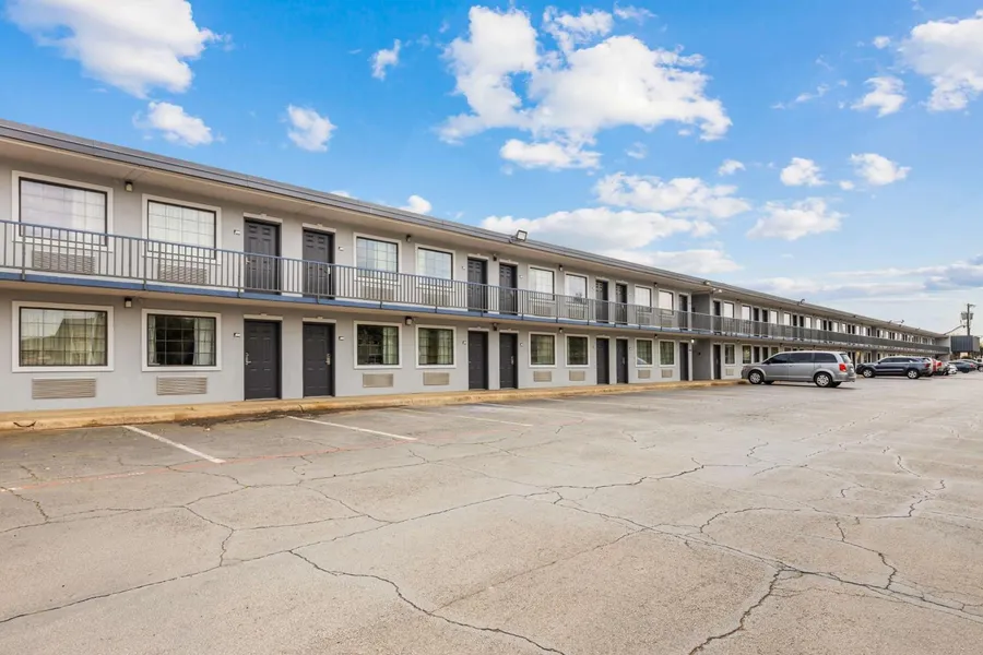 Americas Best Value Inn Ft. Worth Hurst hotel detail image 2