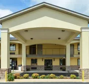 Americas Best Value Inn & Suites University Ave hotel detail image 4