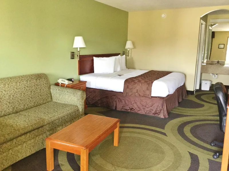 Americas Best Value Inn & Suites University Ave hotel detail image 6
