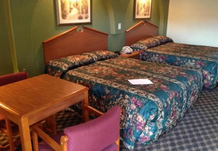 Budget Inn hotel detail image 6