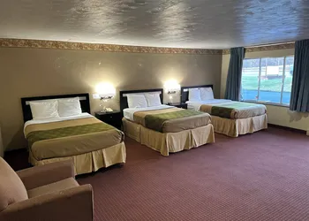Budget Host Inn Charleston hotel thumbnail 2