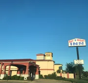 Day N Night Inn hotel detail image 7
