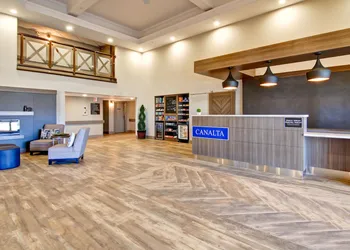 Canalta Hotel Brooks hotel thumbnail 6