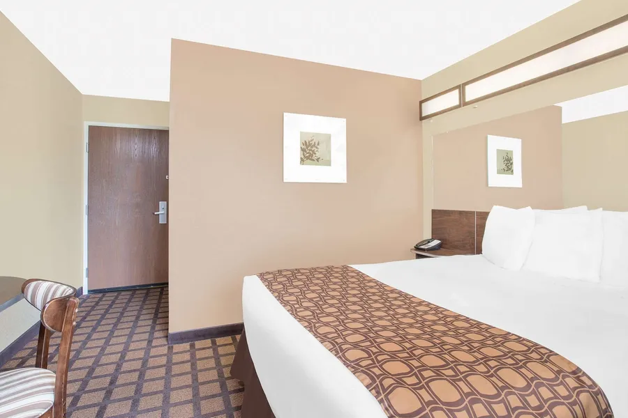Microtel Inn & Suites by Wyndham Mansfield hotel detail image 6