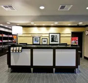 Hampton Inn & Suites Bellevue Downtown-Seattle hotel detail image 4