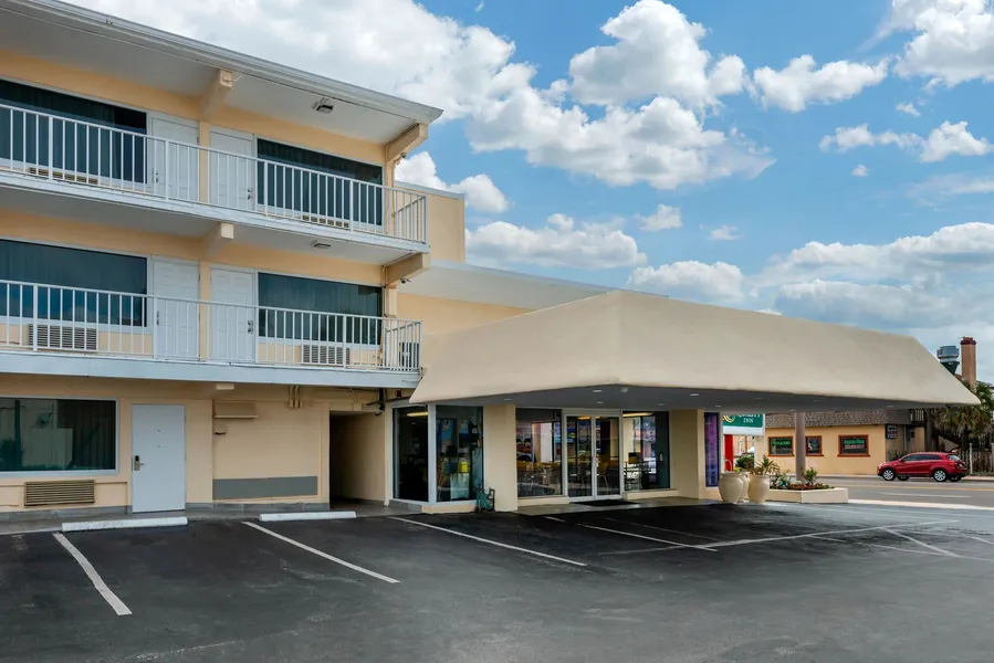 Quality Inn Daytona Beach Oceanfront hotel detail image 2