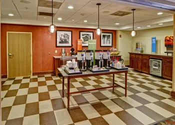 Hampton Inn Greenville hotel thumbnail 3