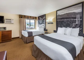 Super 8 by Wyndham Canon City hotel thumbnail 7