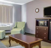 Econo Lodge Ames hotel detail image 7