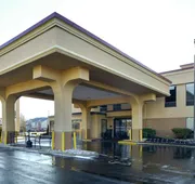 Hampton Inn Columbus-East hotel detail image 4