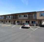 Silver Sands Motel hotel detail image 7