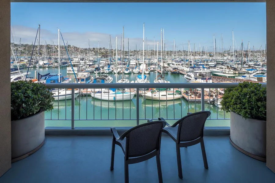 Bay Club Hotel & Marina hotel detail image 6