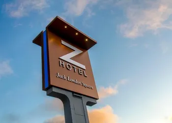 Z Hotel Jack London Square hotel thumbnail 7