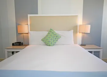Cadillac hotel thumbnail 6