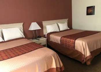 Wilbraham Inn hotel thumbnail 7