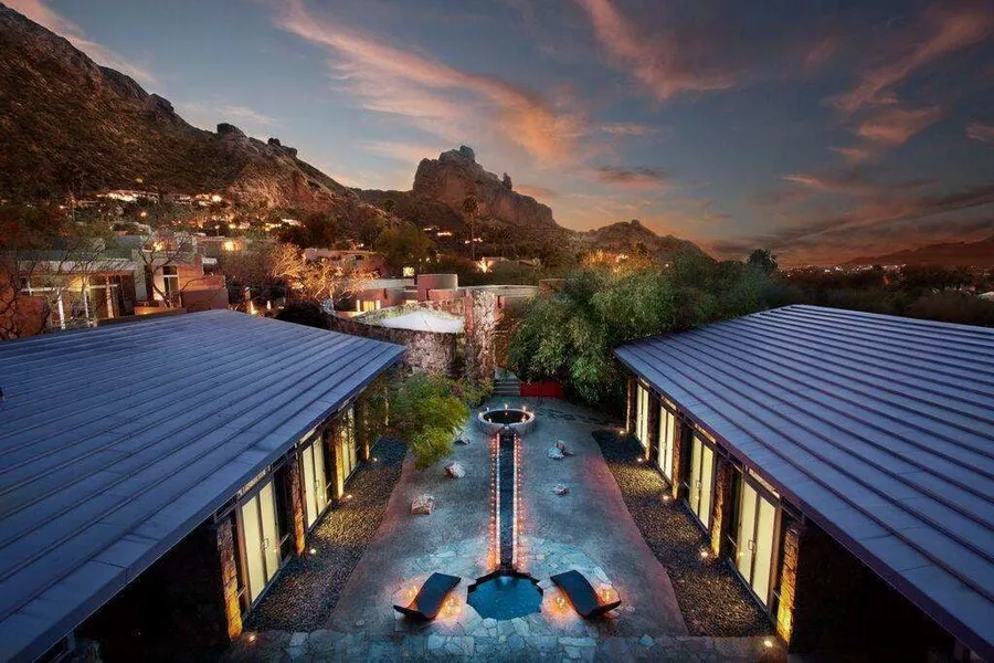 Sanctuary Camelback Mountain Resort and Spa hotel detail image 2