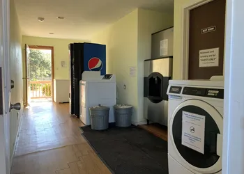 Cape Pines Motel hotel thumbnail 6