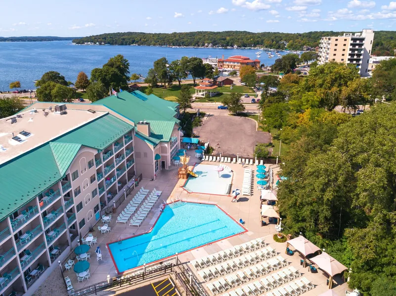 The Cove Of Lake Geneva hotel detail image 2