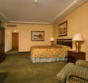 University Square Hotel hotel detail image 7