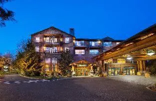Heathman Lodge hotel detail image 2