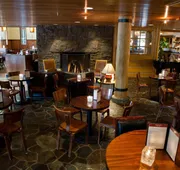 Heathman Lodge hotel detail image 7