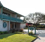 Coral Reef Inn & Suites hotel detail image 5